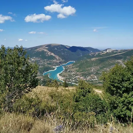 Дом отдыха Casetta Dei Sibillini Фьястра