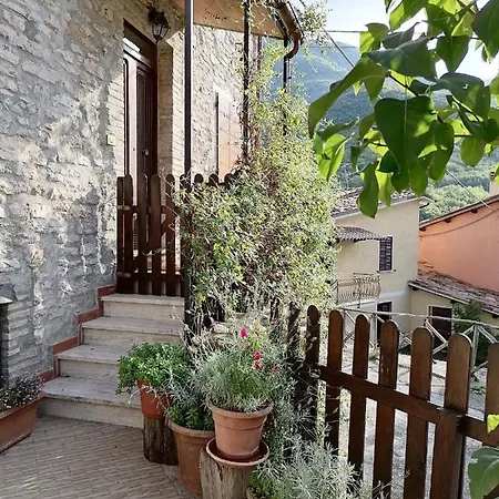 Casetta Dei Sibillini Фьястра